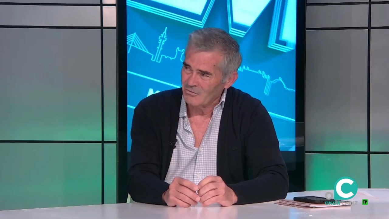 El profesor de historia y secretario de la A.VV. Segunda Aguada, da en el Mirador Social de Onda Cádiz TV, una breve explicación de lo que se puede ver… |…