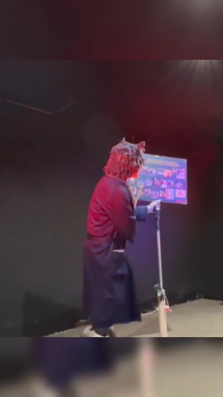 Aquí os dejamos un trozo del romancero «Aquí manda el…