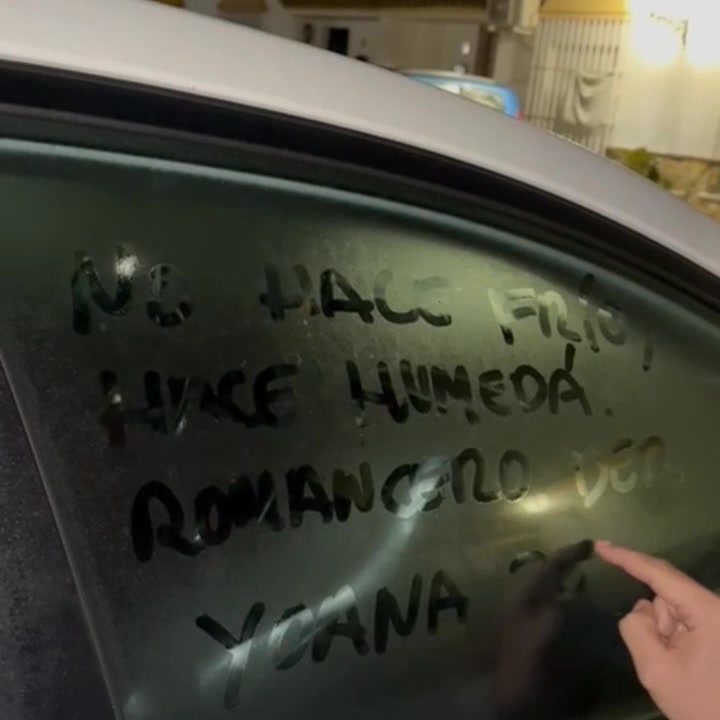 ¿Có-cómo van esos días después de las fi-fiestas? ¿Ha-Hase una…