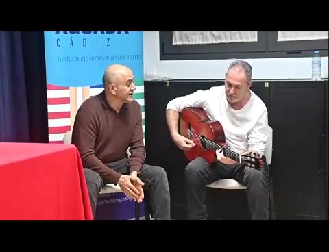 Una nueva intervención de Angelín y Careca. En esta ocasión interpretando la presentación de Noche de Falla.