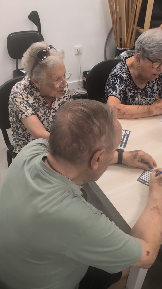 El pasado jueves disfrutamos de una mañana muy especial gracias a nuestros amigos de la Asociación Mueve Ficha @acmueveficha , que un verano más han querido compartir su tiempo con…